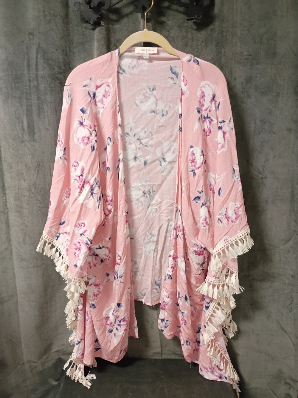 Umgee Pink Floral Fringe Boho Kimono Size XL/1X - Picture 2 of 9